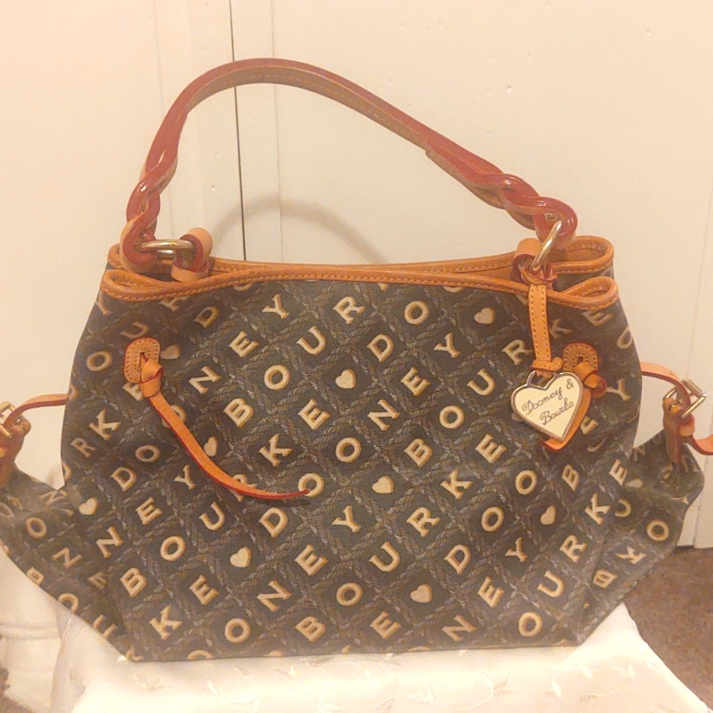 Dooney & Bourke Handbag Purse